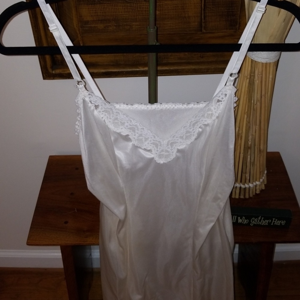 Sears Vintage White slip - Picture 3 of 8